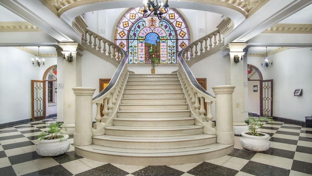 Hotel Urdinola Saltillo Extérieur photo