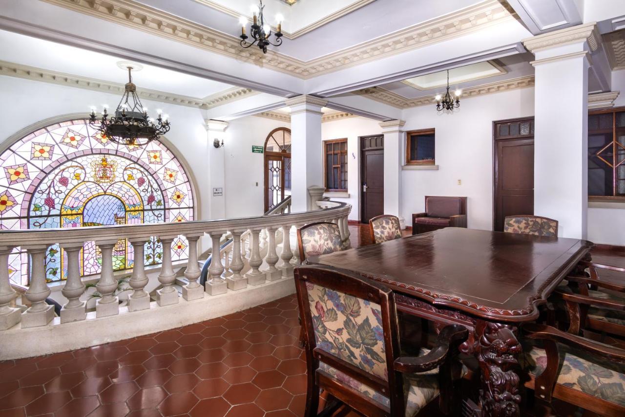 Hotel Urdinola Saltillo Extérieur photo