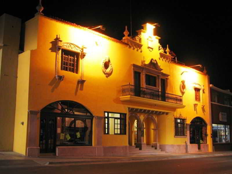 Hotel Urdinola Saltillo Extérieur photo
